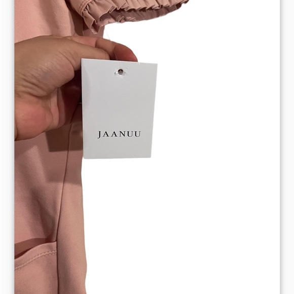 NWT Jaanuu pink ruffle neckline and sleeve trim short sleeve scrub top size M - Picture 3 of 5